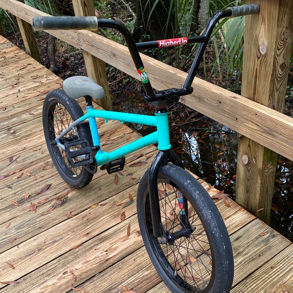 Custom gt bmx bike - Picture 3 of 3